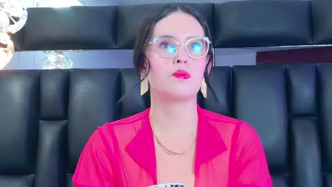 Dahiana online show from April 2026 11:42:02 AM