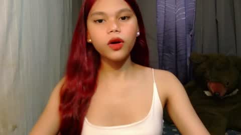 Snapshot of dahlia_vivienne chatting on June 2026 07:14:01 AM yourgirlydahlia online show from June 2026 07:14:01 AM