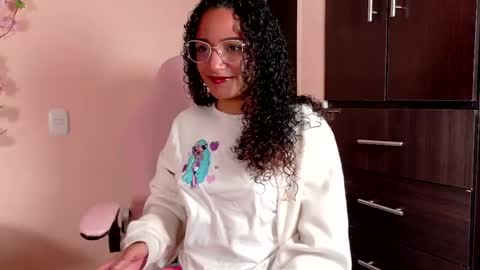 Dahli online show from April 2026 10:00:02 PM