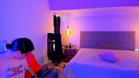 Dahlia Cielo online show from March 2026 12:32:01 PM