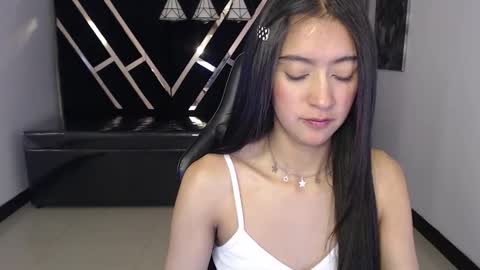 dahyan_ch online show from October 2025 04:39:02 PM