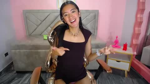 dahyan_ch online show from November 2025 04:38:02 PM