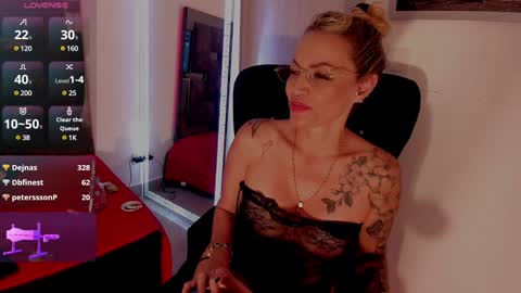  D A I L A  online show from January 2025 12:12:01 AM