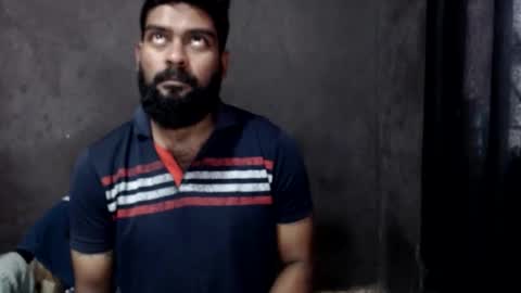 indian guys online show from December 2025 05:01:02 AM