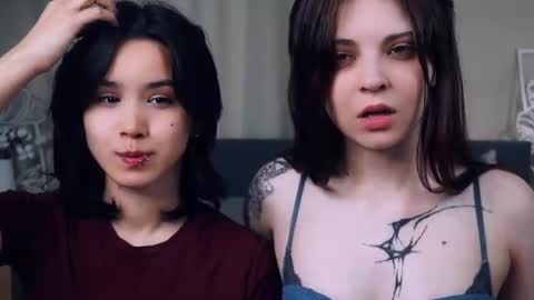 Snapshot of dainalargena chatting on June 2026 07:57:01 AM Aoi and Lily best friends online show from June 2026 07:57:01 AM