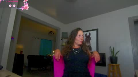 Snapshot of daisy_dove chatting on August 2026 03:06:01 AM Daisy online show from August 2026 03:06:01 AM