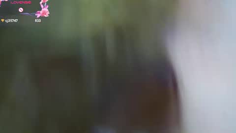 Snapshot of daisy_dove chatting on August 2026 03:03:02 PM Daisy online show from August 2026 03:03:02 PM