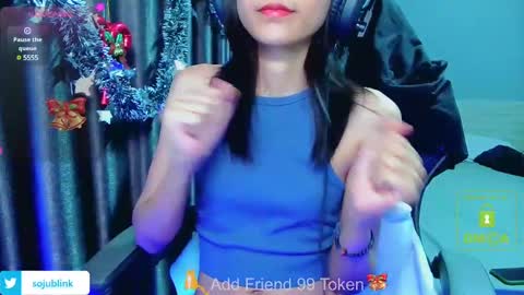 Snapshot of daisybean chatting on December 2024 05:22:01 PM Daisy online show from December 2024 05:22:01 PM