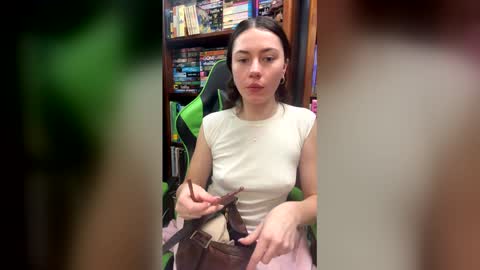 Snapshot of daisycollins1111 chatting on May 2026 12:41:01 AM Daisy online show from May 2026 12:41:01 AM