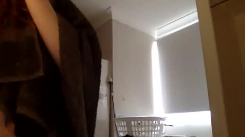 Snapshot of daisycollins1111 chatting on May 2026 03:57:01 AM Daisy online show from May 2026 03:57:01 AM
