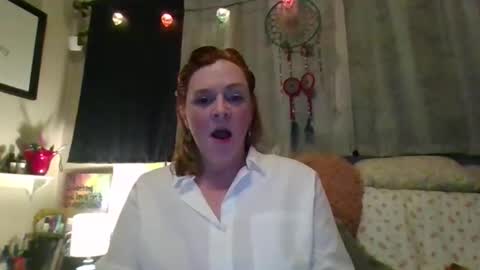 Snapshot of daisylays chatting on February 2026 05:36:02 AM daisy online show from February 2026 05:36:02 AM