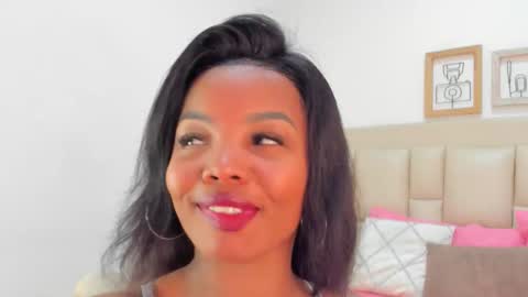 Brisa   online show from December 2025 11:08:01 AM