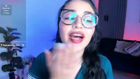 Snapshot of dakhota_rouge chatting on June 2026 05:17:01 AM Dakhota online show from June 2026 05:17:01 AM