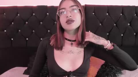 Snapshot of dakitty_moon chatting on December 2024 02:31:02 PM dakitty_moon online show from December 2024 02:31:02 PM