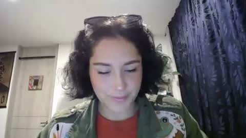 IG  dakotasofiaa online show from December 2024 04:05:02 AM