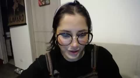 IG  dakotasofiaa online show from January 2025 04:37:02 AM