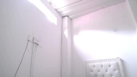 Dakota and Aron online show from February 2026 02:04:02 PM