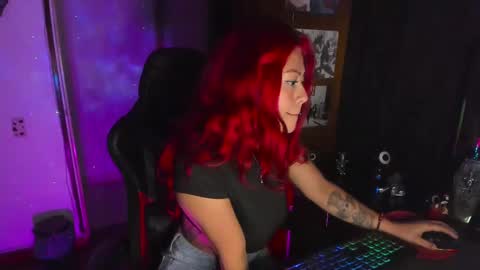 Dakota Crab online show from February 2025 12:05:02 AM