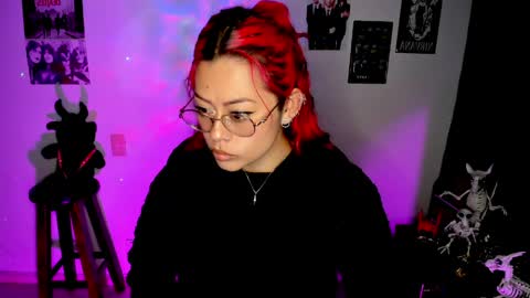 Snapshot of dakota_crab chatting on April 2026 11:17:02 PM Dakota Crab online show from April 2026 11:17:02 PM