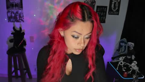 Snapshot of dakota_crab chatting on April 2026 10:07:02 PM Dakota Crab online show from April 2026 10:07:02 PM