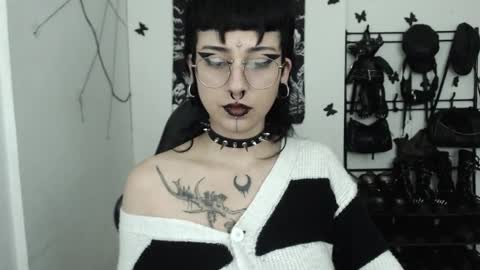 dakota online show from October 2025 10:05:02 AM