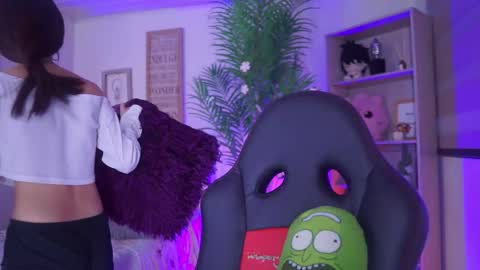 dakotaa online show from December 2025 06:12:01 PM