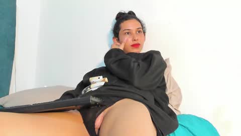 dakotadollly online show from August 2026 09:06:01 PM