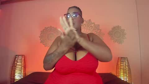 Snapshot of dakotasexshow2 chatting on March 2025 12:53:02 PM Dakota Sex Show  online show from March 2025 12:53:02 PM