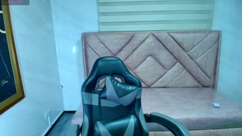 Dakotha  online show from January 2025 03:06:02 AM