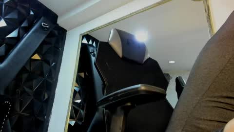 Snapshot of dalaymoore_ chatting on May 2026 08:32:01 PM Dalay online show from May 2026 08:32:01 PM