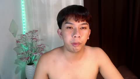Snapshot of dale_xox23 chatting on July 2026 02:35:02 AM Dale online show from July 2026 02:35:02 AM