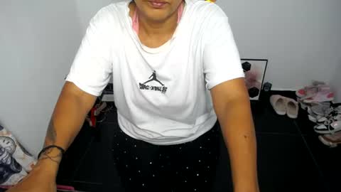 Snapshot of daleska_delicious1 chatting on June 2026 04:00:02 AM daleska_delicious1 online show from June 2026 04:00:02 AM