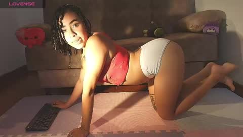 Snapshot of dalhila chatting on May 2026 09:01:02 PM D A L H I L A online show from May 2026 09:01:02 PM