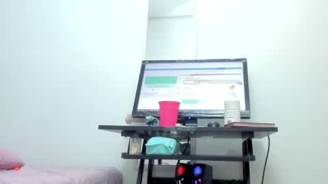  Ren  online show from February 2025 04:57:02 AM