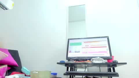  Ren  online show from February 2025 02:39:02 AM