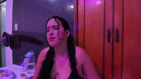 Snapshot of dalia_roses chatting on June 2026 01:29:02 AM Dalia online show from June 2026 01:29:02 AM