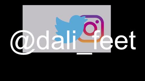 Snapshot of dalila_oficials chatting on June 2026 10:40:02 AM online show from June 2026 10:40:02 AM
