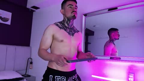 Snapshot of dallas_whitee chatting on February 2026 08:16:02 PM Dallas whitee online show from February 2026 08:16:02 PM