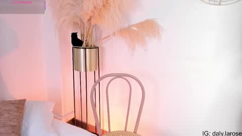 Dalyla online show from October 2025 12:41:02 PM