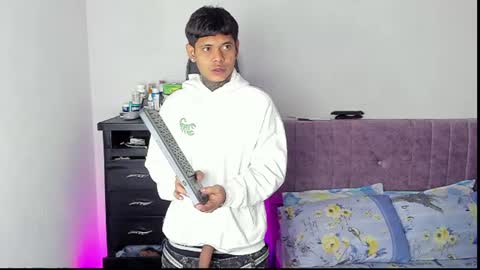 Snapshot of damar_felipe chatting on June 2026 10:08:02 PM damar_felipe online show from June 2026 10:08:02 PM
