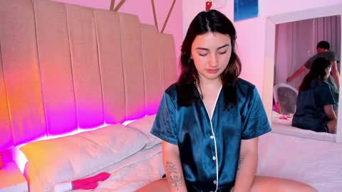 Damian   Maya online show from January 2025 10:37:02 PM