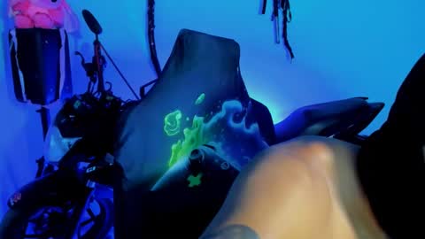 Damian torner online show from October 2025 11:03:02 PM