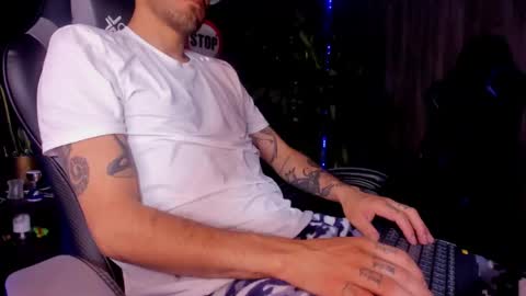 Daamiancox online show from March 2025 01:39:01 AM