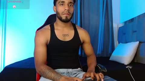 Snapshot of damiano_walker chatting on June 2026 04:32:02 AM damiano_walker online show from June 2026 04:32:02 AM