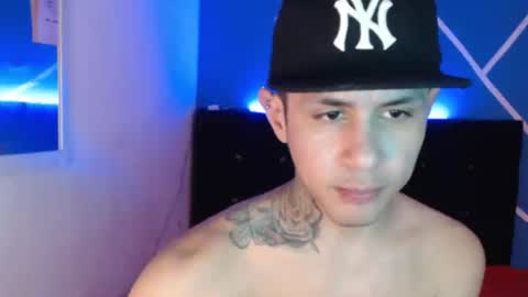 damiansexyboy69 online show from November 2025 03:23:01 PM