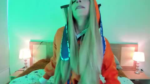 Damian online show from November 2025 12:23:02 PM