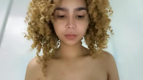damnperfectxx online show from May 2026 02:19:01 AM