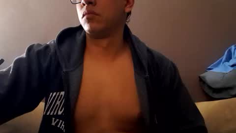 Snapshot of damnsexy0102 chatting on February 2026 04:38:01 AM DamnSexy0102 online show from February 2026 04:38:01 AM