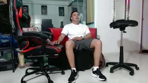 damyan_2003 online show from January 2025 03:02:02 AM