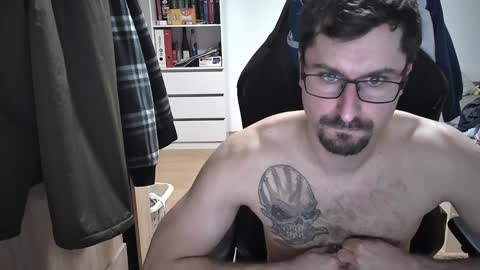 King Dan online show from February 2025 06:40:02 PM